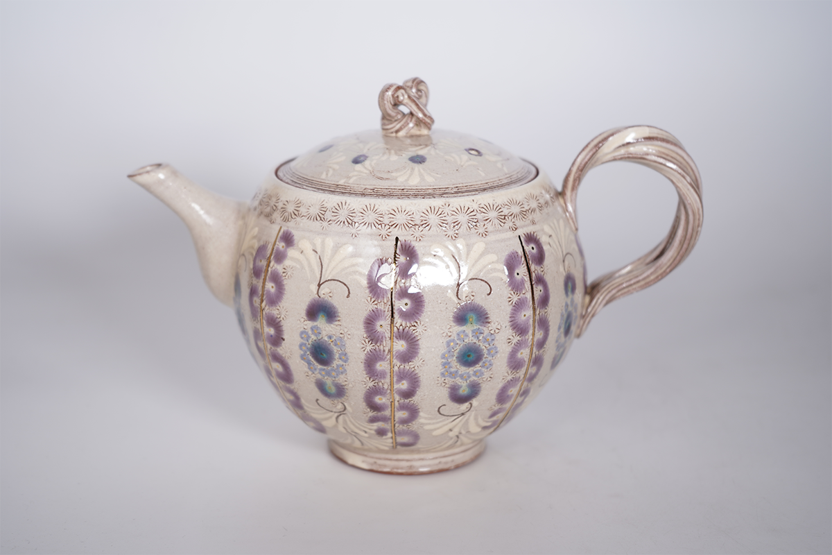 ティーポット 紫彩華紋