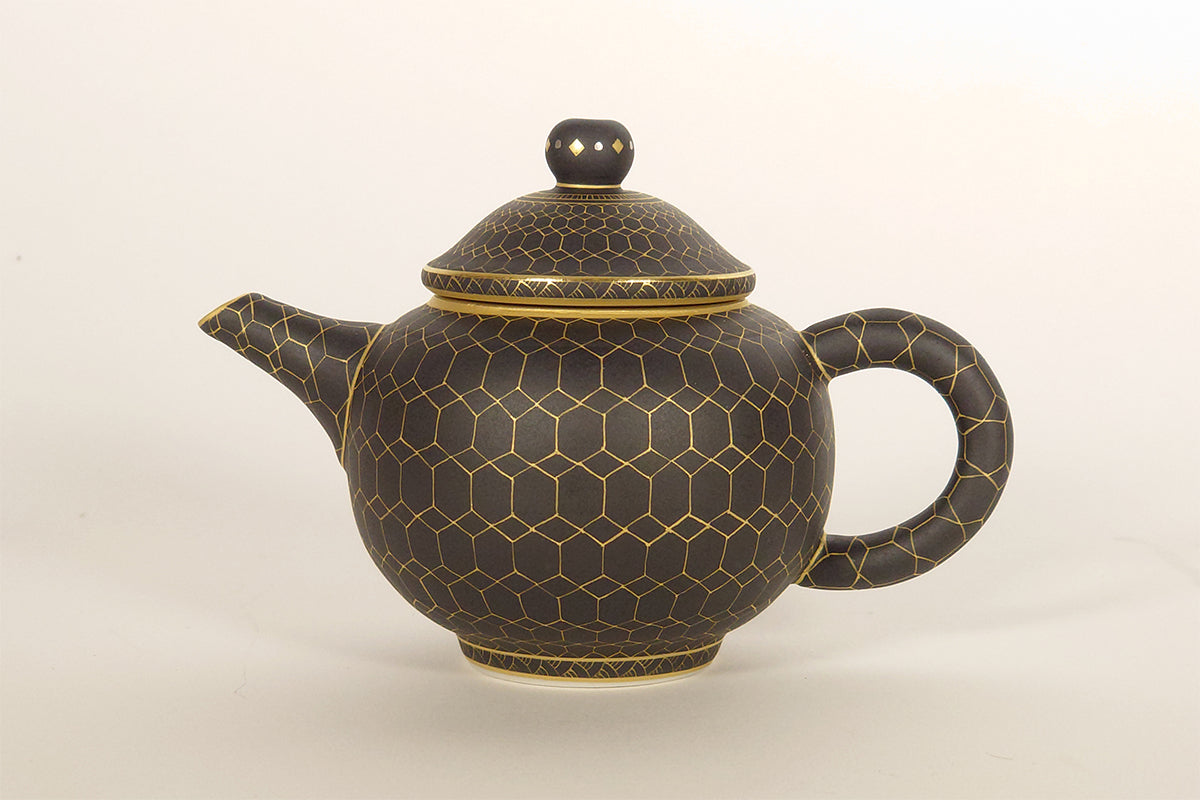 黒釉金彩亀甲紋　茶注
